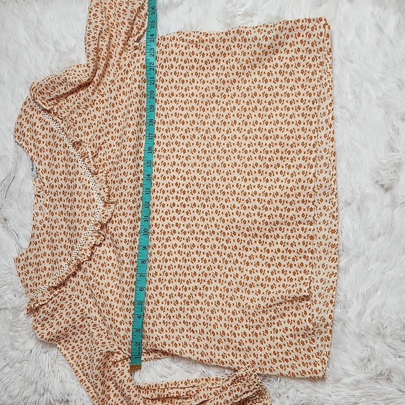 Ruffle-Yoke Prairie Peasant Modest Top in Cutout Blooms Size XL - Picture 10 of 11